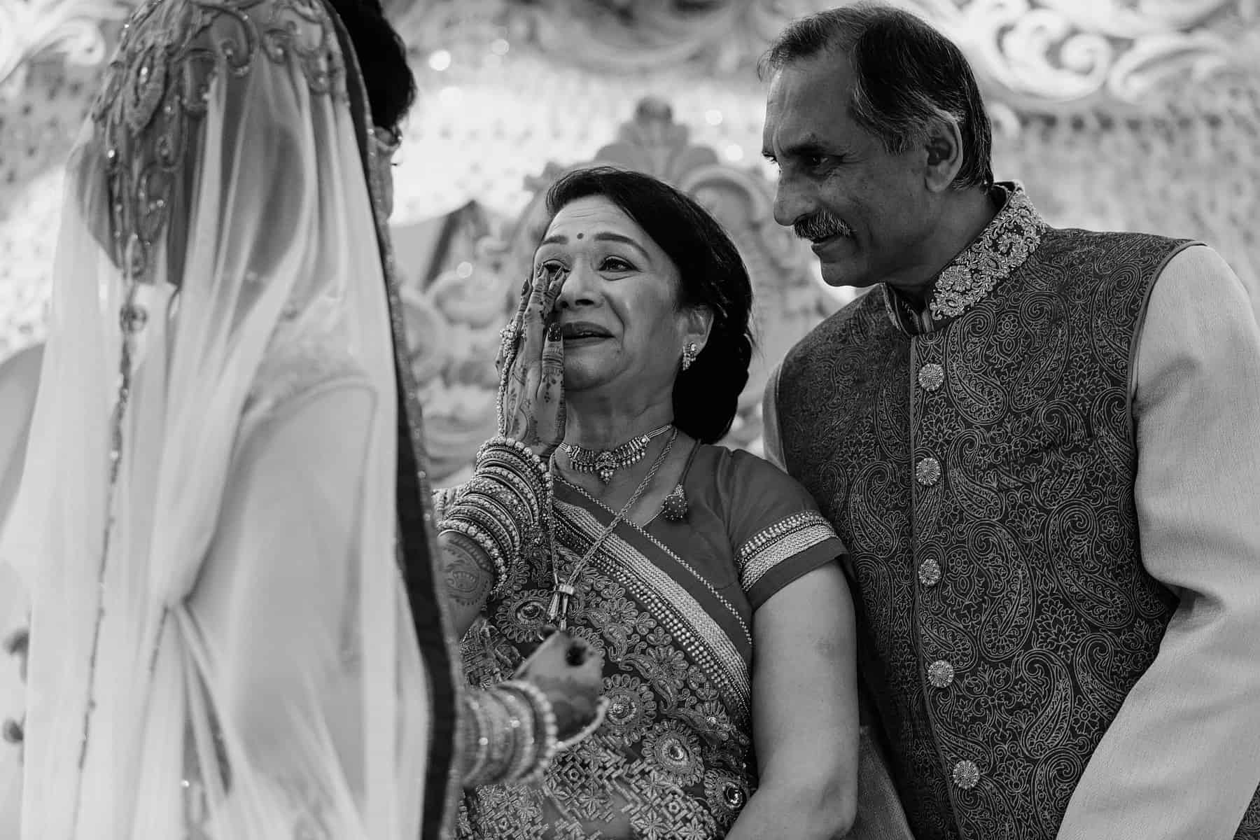 hilton t5 hindu wedding photography